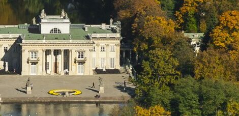 Warsztaty śpiewu białego OVO w Łazienkach Królewskich w Warszawie